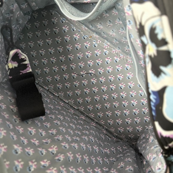 Vera Bradley Utility Travel Bag in Plum Pansies Cotton Weekender Carry On Tote - Picture 10 of 14